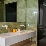 Sardines Luxury Апартаменти *