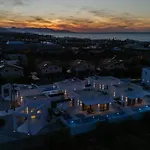 Sardines Luxury Апартаменти *