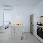 Апартаменти Sardines Luxury