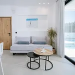 Sardines Luxury Апартаменти