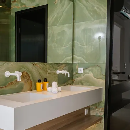 Sardines Luxury Apartment *