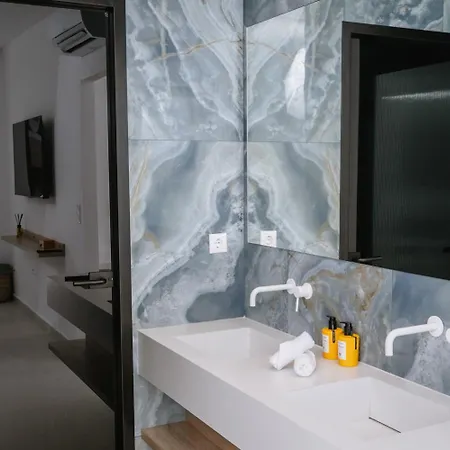 Sardines Luxury Apartment