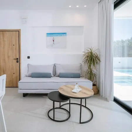 Sardines Luxury Apartment