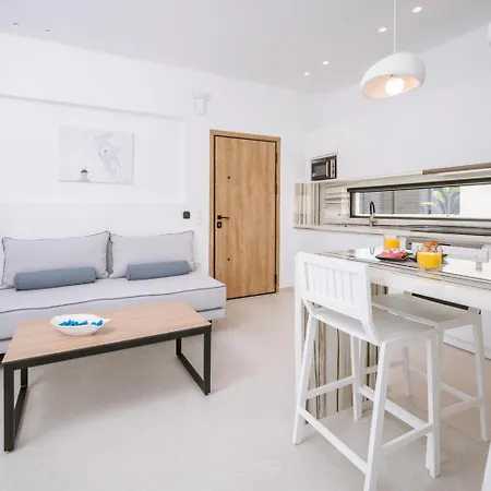 Sardines Luxury * 赫索尼索斯