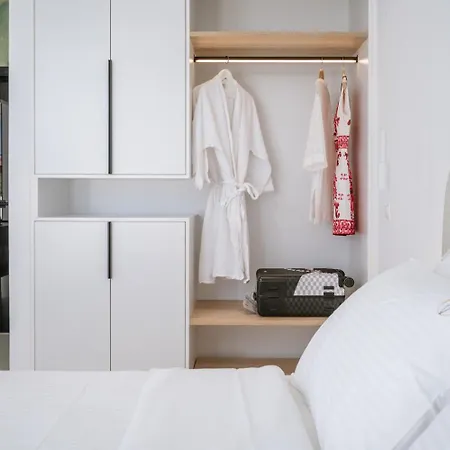 Sardines Luxury * 赫索尼索斯