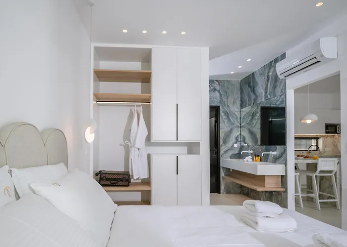 Sardines Luxury شقة خيرسونِسوس